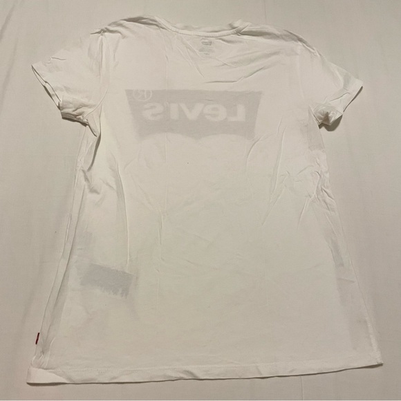 Levi's White T-Shirt Women’s Size Medium - Picture 12 of 16